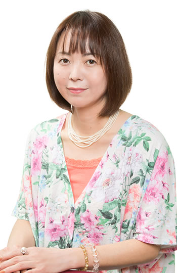 彰子先生の個人プロフィールTOP｜クォーレ